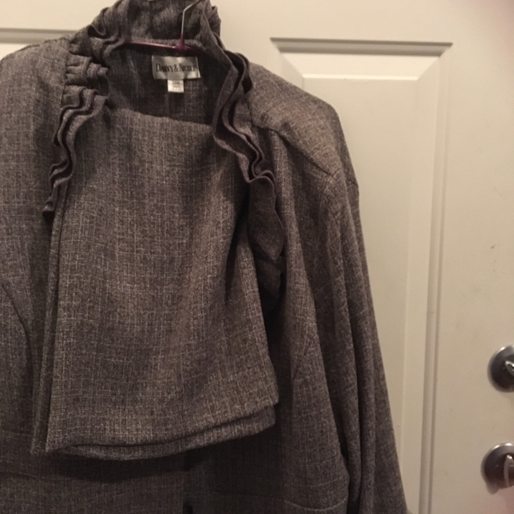 Gray ruffled suit ( skirt & jacket ) NWT sz 24